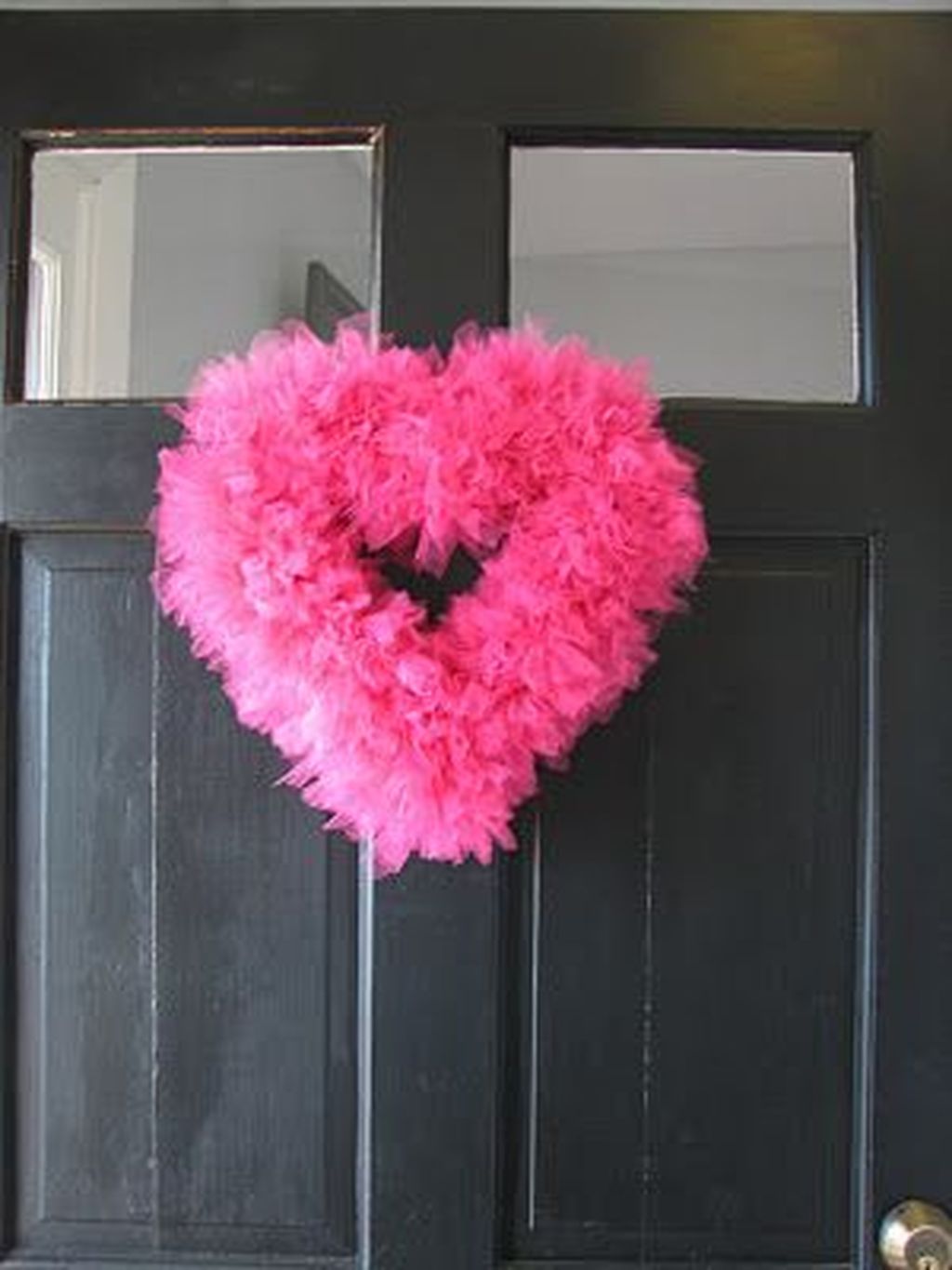 Beautiful Valentines Day Wreath Decor Ideas 13