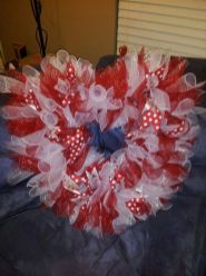 Beautiful Valentines Day Wreath Decor Ideas 20