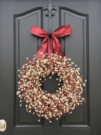 Beautiful Valentines Day Wreath Decor Ideas 39