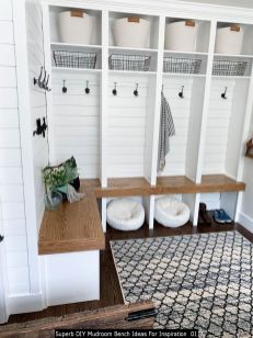 Superb DIY Mudroom Bench Ideas For Inspiration 01